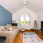 Villa Familiale Renovee A Avec 6 Ch, 4 Sdb, Entre 8 A 10 Pers