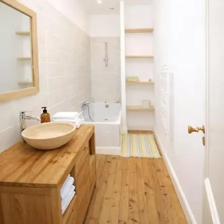 Familiale Renovee A Avec 6 Ch, 4 Sdb, Entre 8 A 10 Pers * Аркашон