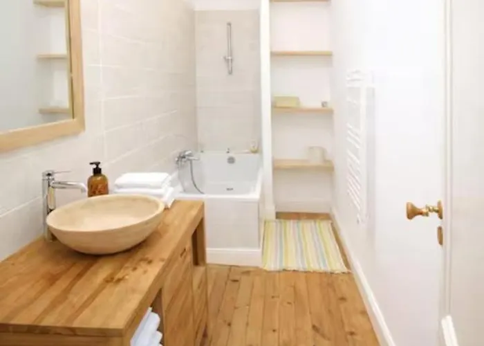 Familiale Renovee A Avec 6 Ch, 4 Sdb, Entre 8 A 10 Pers * Arcachon